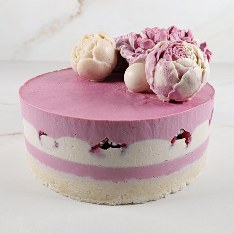 Pastel de chocolate blanco y frambuesa